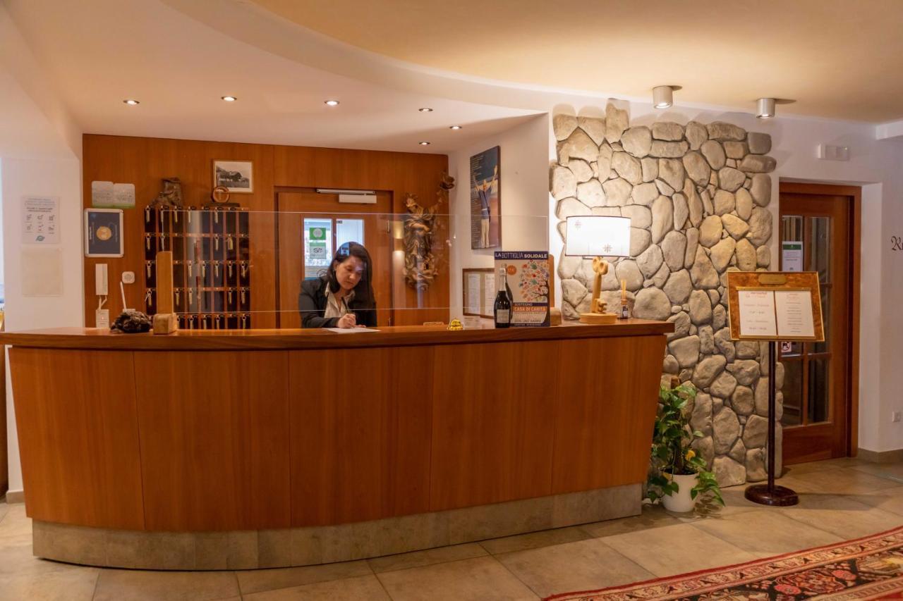 סן לורנצו די סבטו Hotel Martinerhof מראה חיצוני תמונה