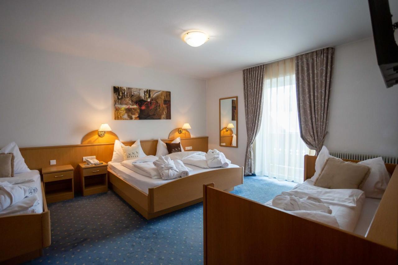 סן לורנצו די סבטו Hotel Martinerhof מראה חיצוני תמונה