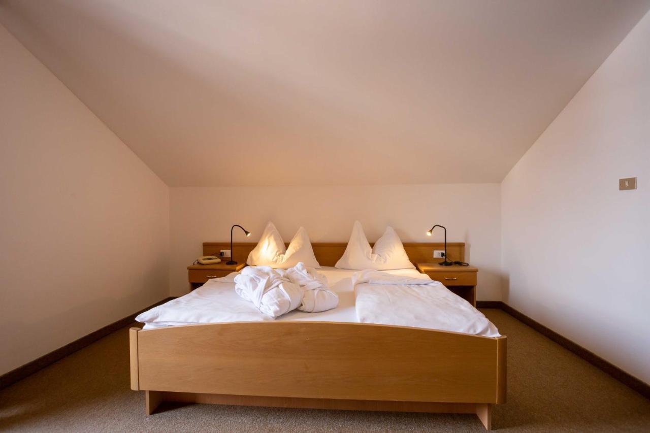 סן לורנצו די סבטו Hotel Martinerhof מראה חיצוני תמונה